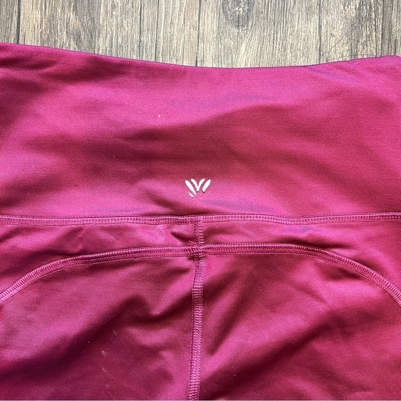 F21 Burgundy Active Pocket High Waist Compression Leggings Size XS - Picture 7 of 9